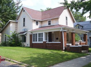 202 E Main St, Syracuse, IN 46567