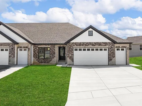 227 Pierce View Cir #29B, Wentzville, MO 63385