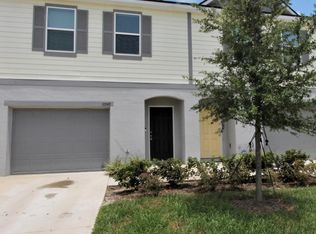 10549 Maidstone Cove Dr, Jacksonville, FL 32218
