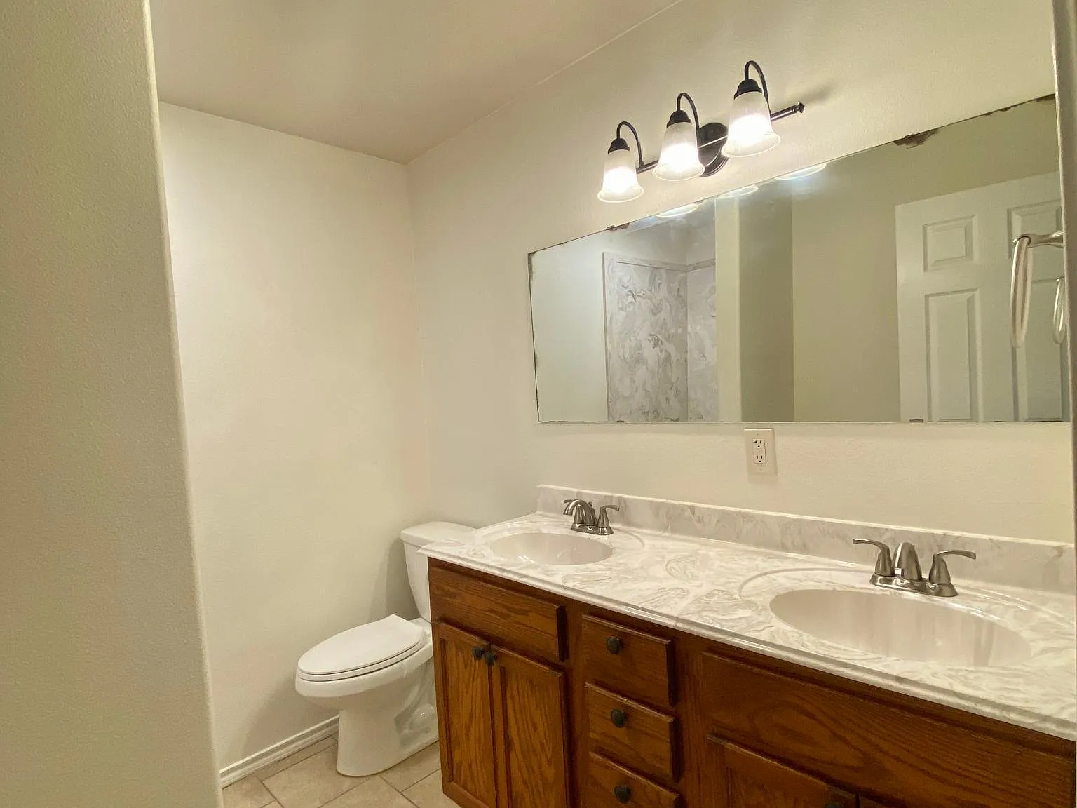 2 bed, 1586 sqft, $1,360 — Photo 4
