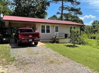 17582 6th St, Eminence, MO 65466