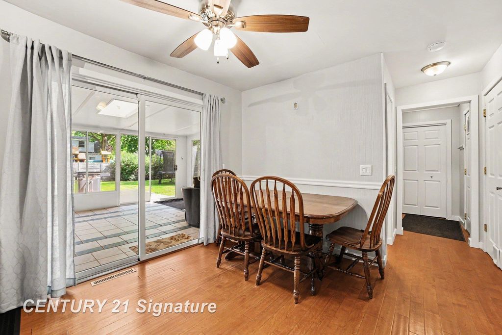 2918 Saint Marys Dr, Midland, MI - View 6