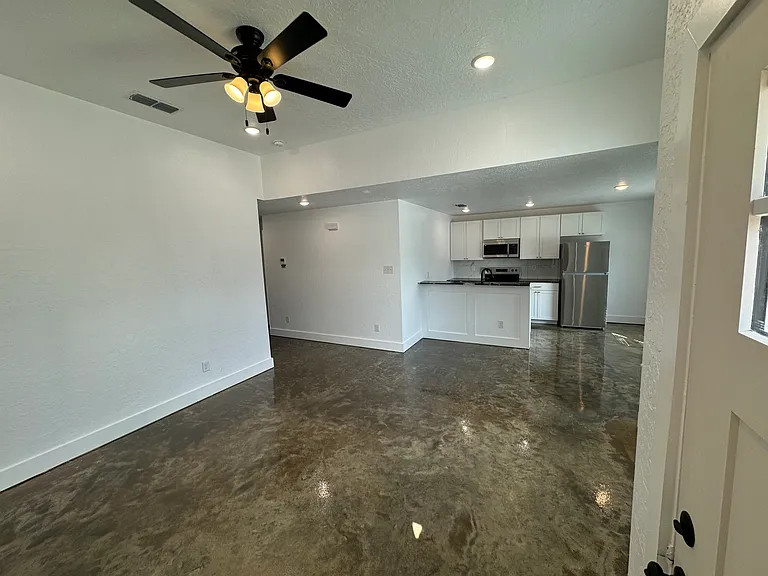 3411 S Garrett St #B — Photo 4