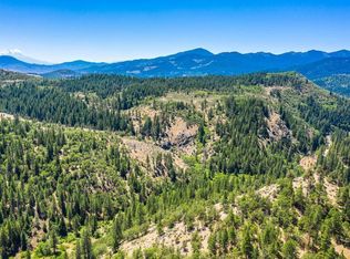 1979 Colestin Rd, Ashland, OR 97520