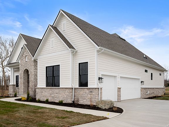 2nd image of 1429 Chatham Hills Blvd