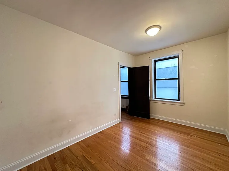 1949 W Cuyler Ave #2 — Photo 18