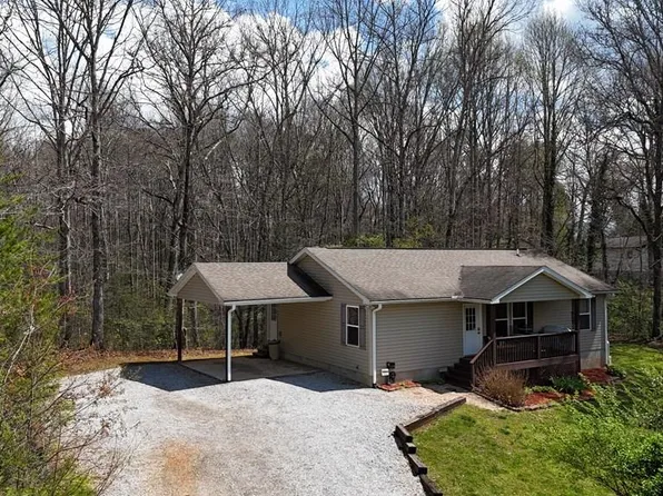 133 Underburg Ln, Franklin, NC 28734