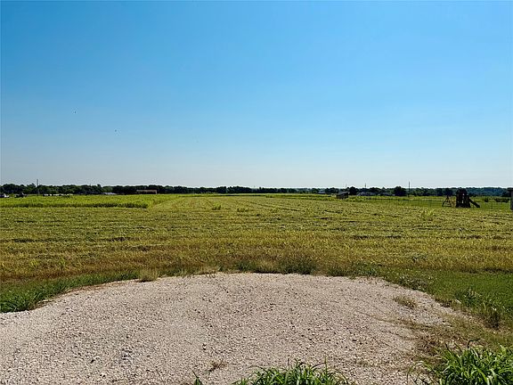 3rd image of 10319 County Road 418