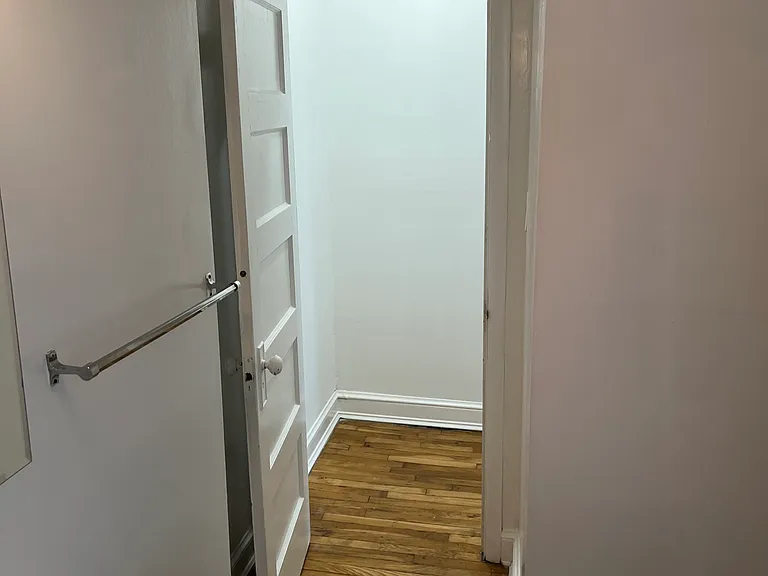 425 D St SE #405 — Photo 15