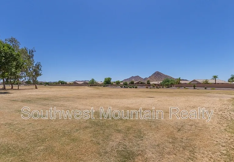 33583 N Wash View Rd — Photo 45