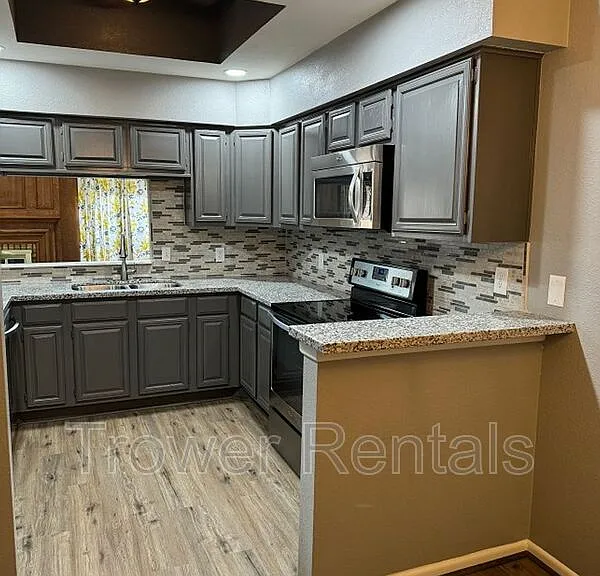 1227 French Ave — Photo 7