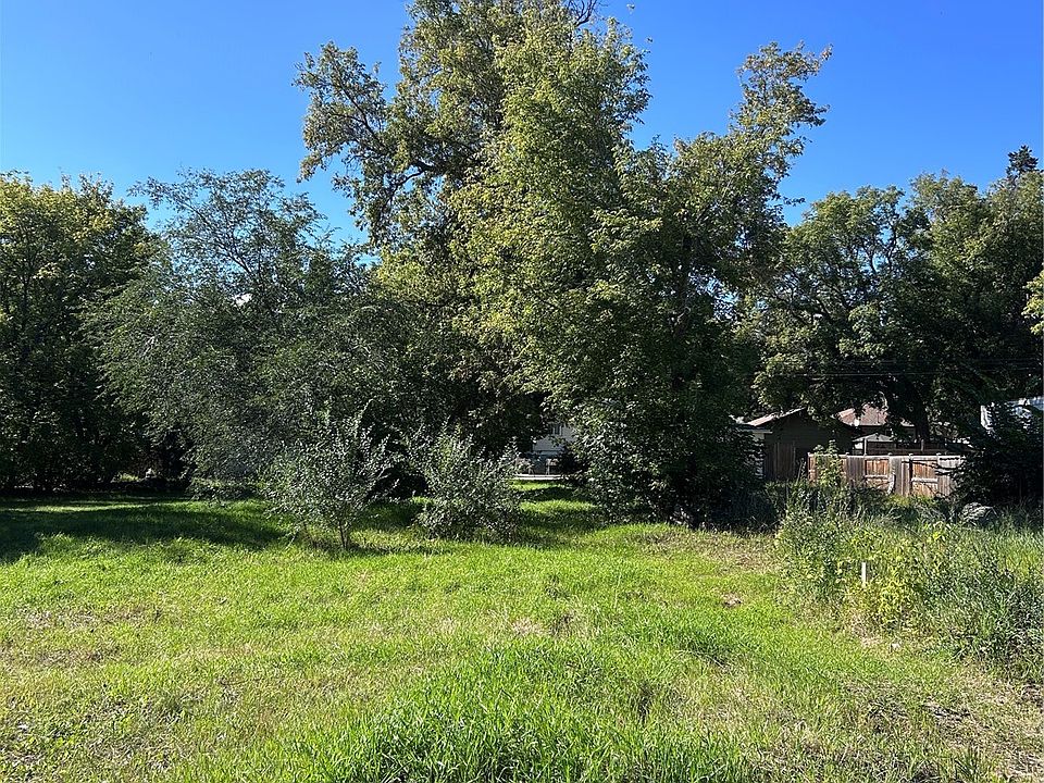 1st image of 429 R Avenue S