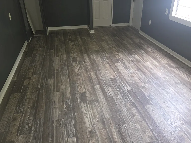 120 Hennon Dr NW #5 — Photo 5