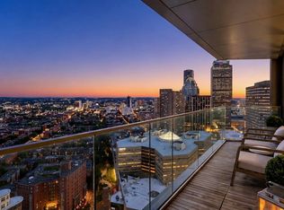 430 Stuart St #32A, Boston, MA 02116