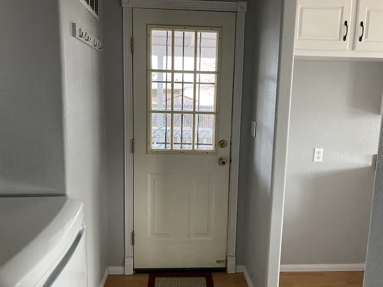 4517 Katie Cir E — Photo 8
