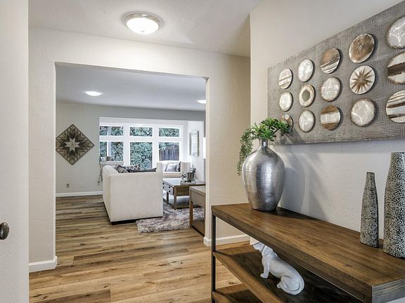 5th image of 1574 Warbler Ave