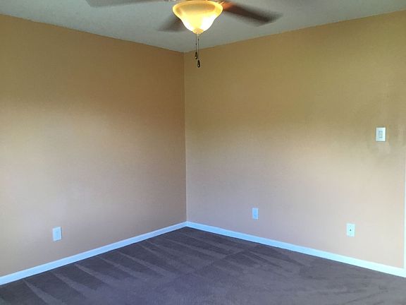 5th image of 486A Willowspring Ln