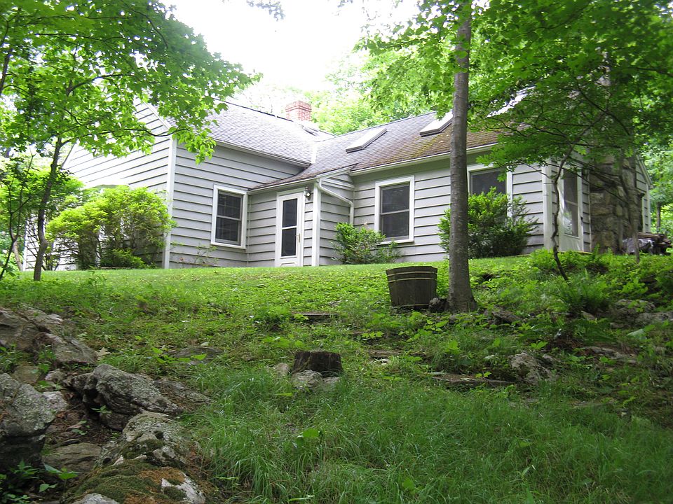 1st image of 6 Pugsley Pl