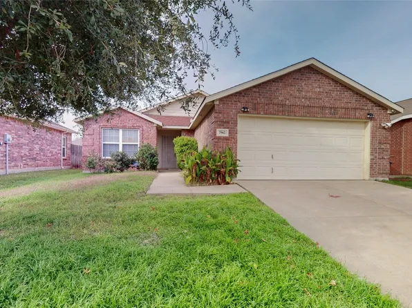 7962 Los Alamitos Ln, Fort Worth, TX 76140