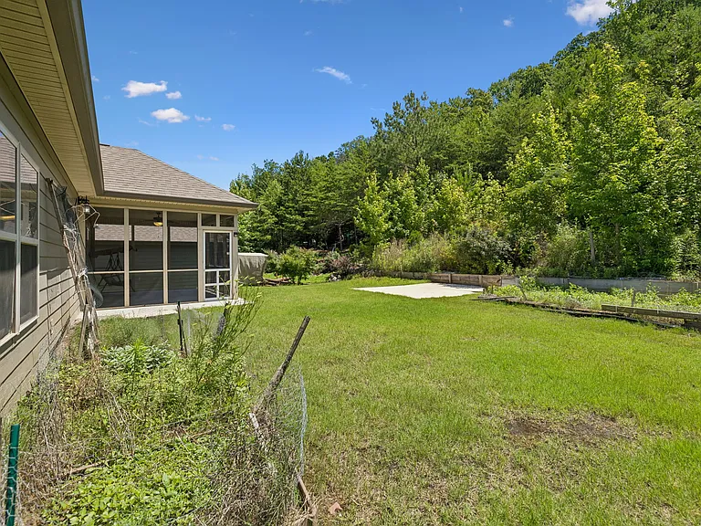 5425 Bungalow Cir — Photo 42