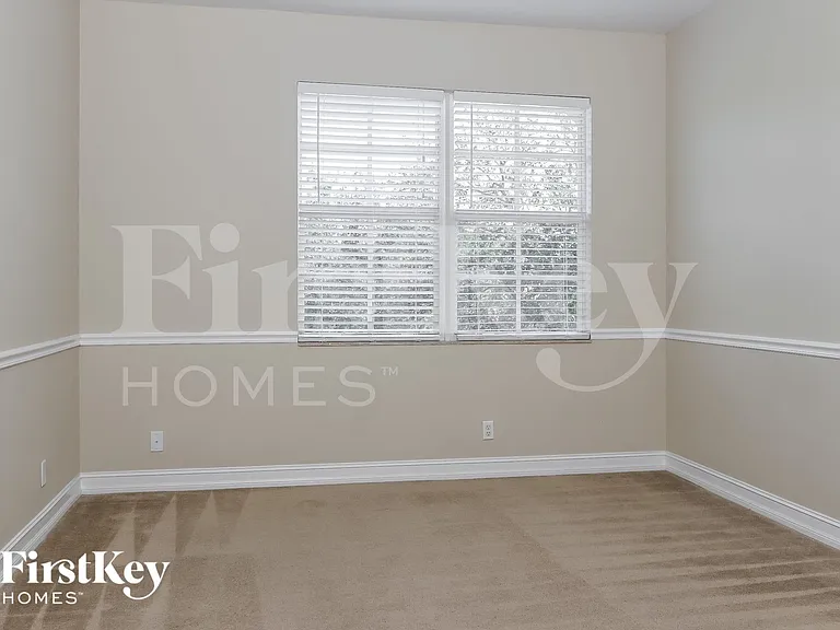 8636 Cobblestone Point Cir — Photo 11