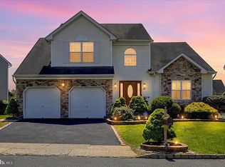 30 Francis Dr, Bridgewater, NJ 08807