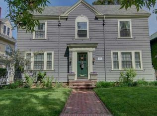 223 Morris Ave, Providence, RI 02906