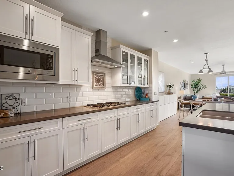 Tradewinds Dr — Photo 32