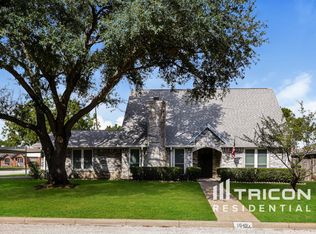 1649 Independence Rd, Blue Mound, TX 76131