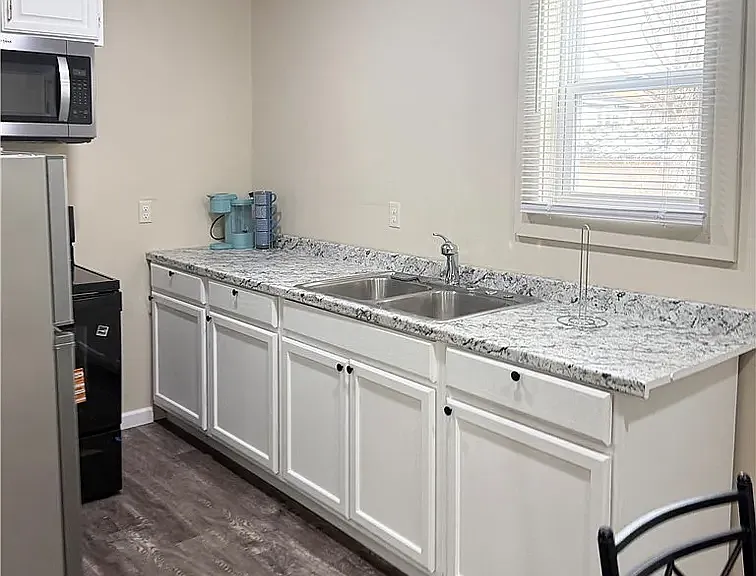 506 Woodlawn Rd #2 — Photo 8