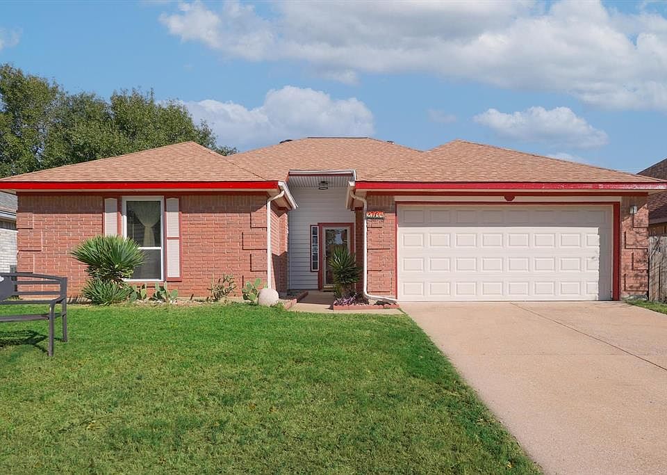 1st image of 2704 Amberton Pl