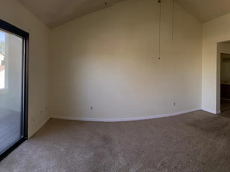 2833 Edison Ave — Photo 7