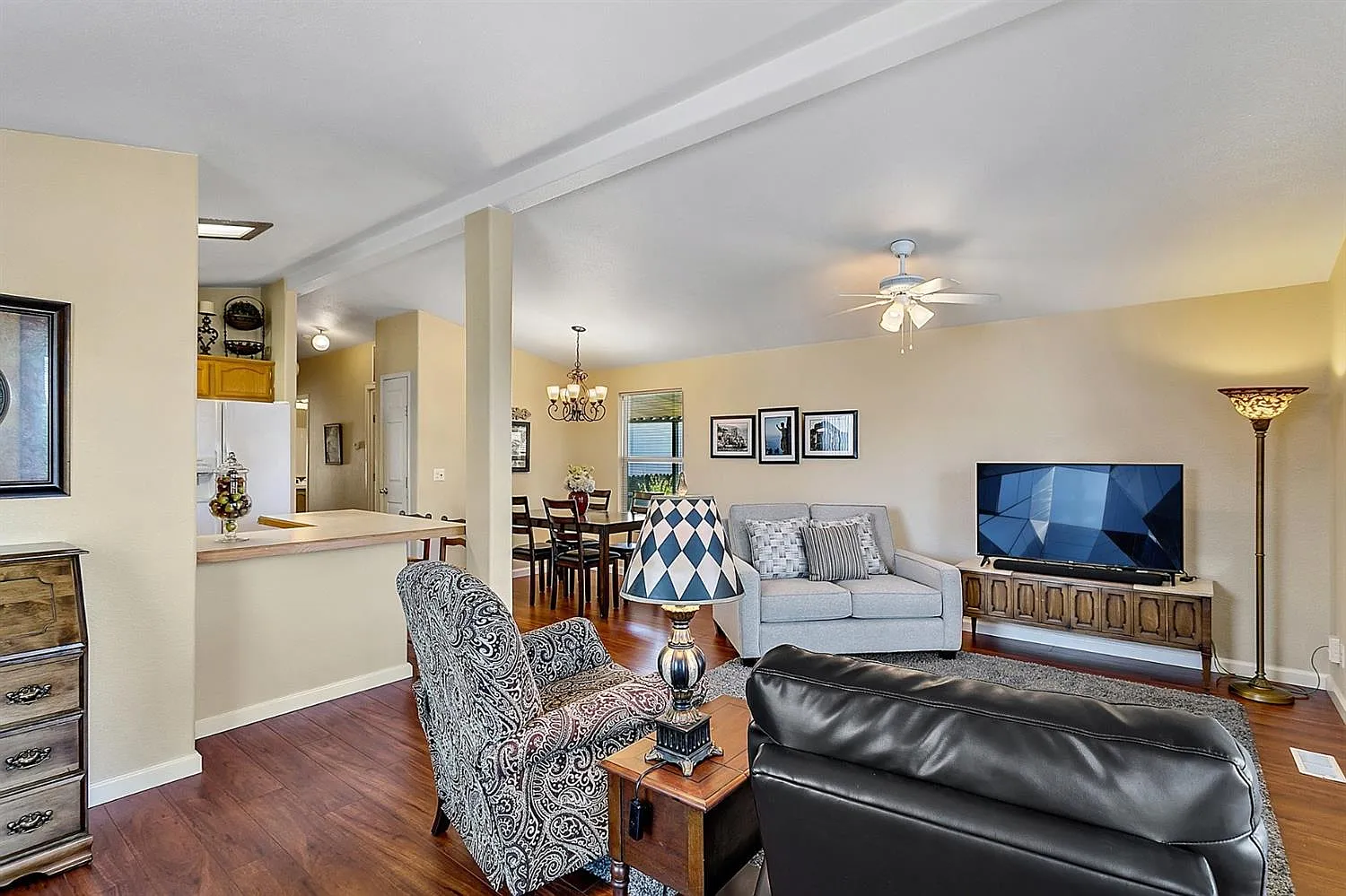286 Heritage Glen Ln photo 1