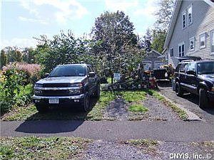 2nd image of 412 Delmar Pl