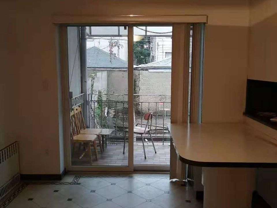 1st image of 956 52nd St #1F