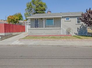 4380 Moreland Dr, Castro Valley, CA 94546