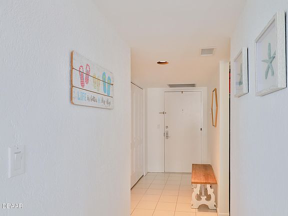4th image of 3047 S Atlantic Ave APT 1605