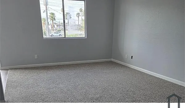 2740 E Bonanza Rd — Photo 4