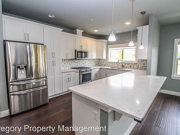 4th image of 9549 Slater Ave NE #9549