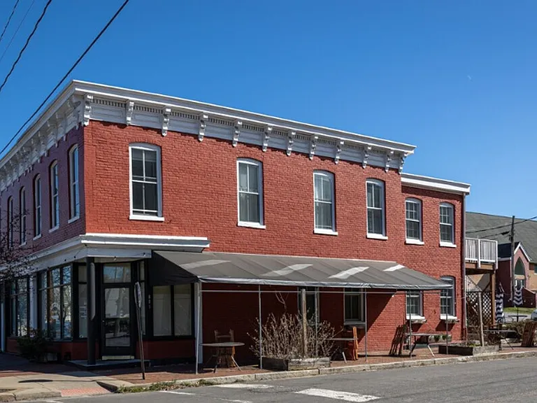803 N 23rd Street — Photo 17