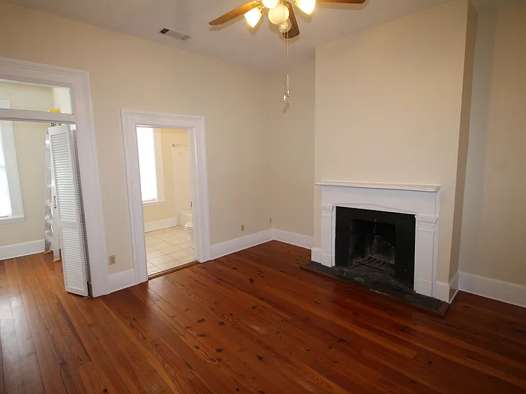 209 W Hall St #A — Photo 13