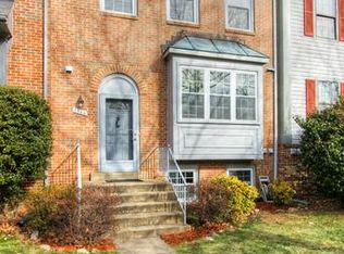 3944 Tallow Tree Pl, Fairfax, VA 22033