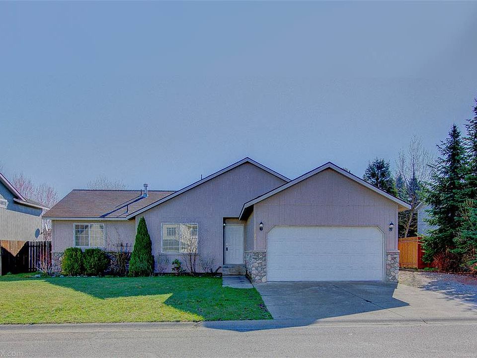 1st image of 1922 N Hodges Ln