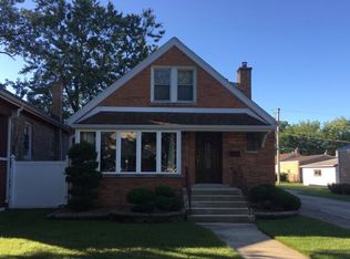 2819 W 97th Pl, Evergreen Park, IL 60805