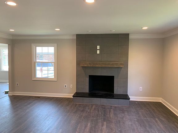 3rd image of 2792 Fariba Ct