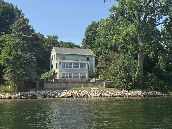 W7241 State Road 21, Wautoma, WI 54982