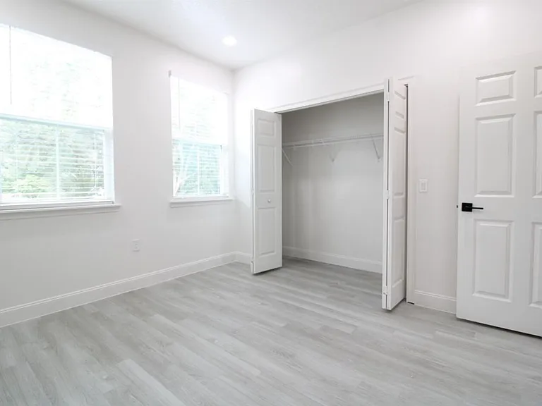 1320 Noble Pl — Photo 19