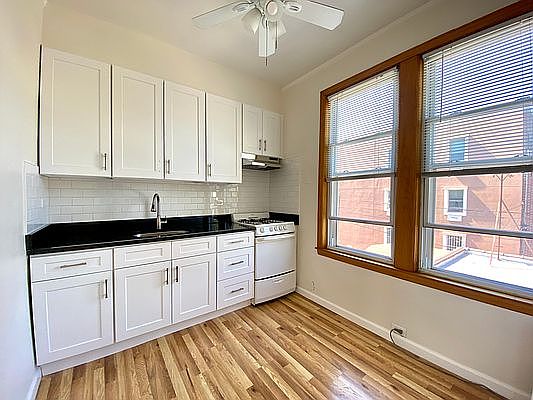 3rd image of 3302 24th Ave #2