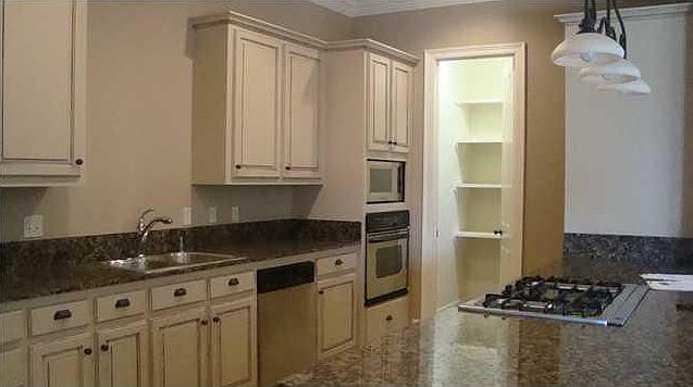 2nd image of 105 Annaberg Dr
