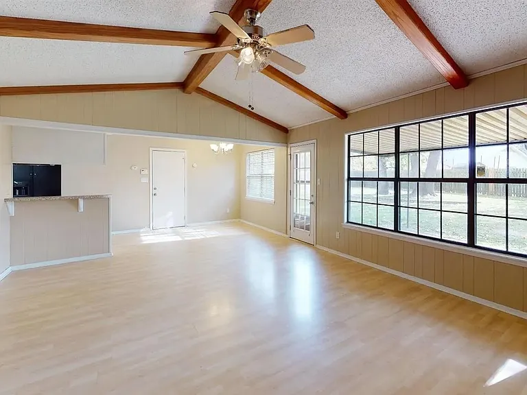 6204 Polly Dr — Photo 7